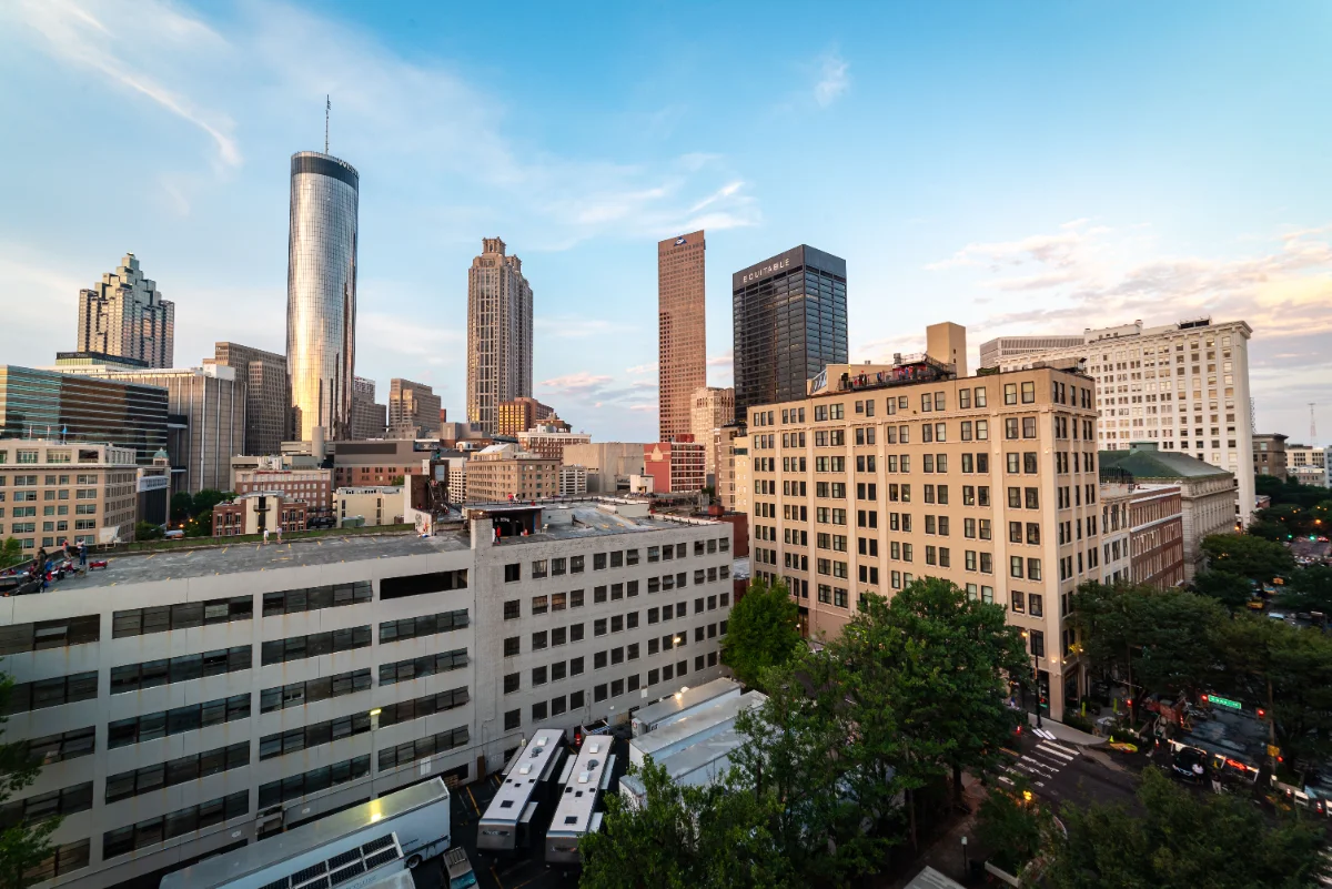 Atlanta Real Estate Agent explaining 2026 market trends to home buyers